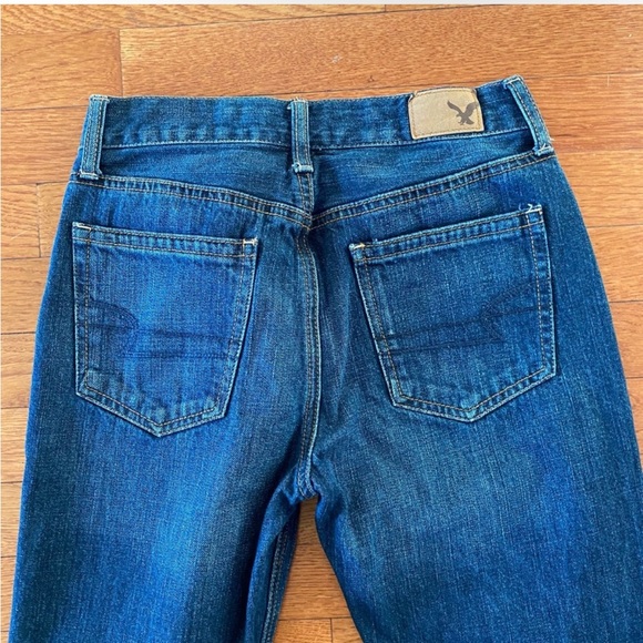American Eagle Vintage Hi Rise Button Fly Jeans - Picture 5 of 6